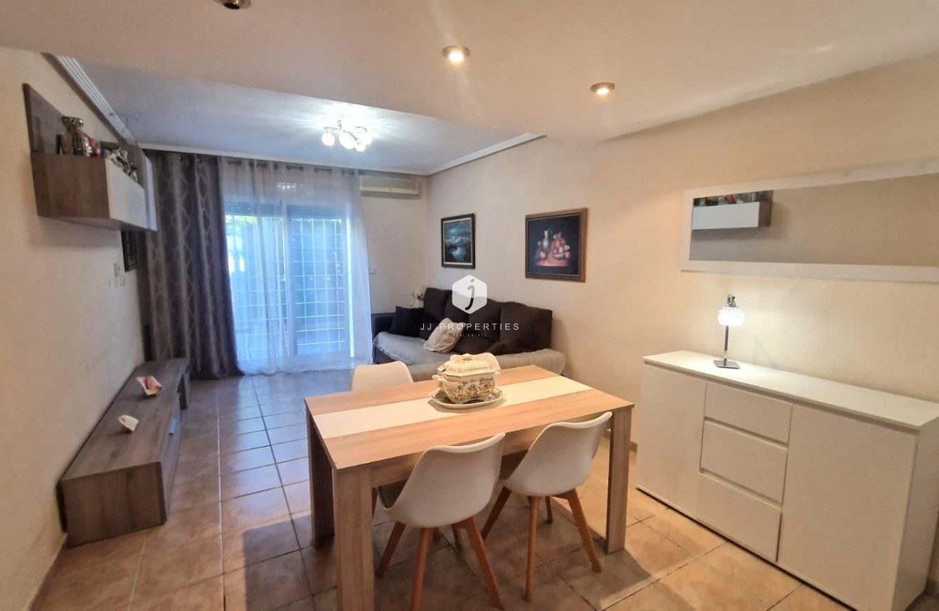 Aus zweiter Hand - Chalet -
Torrevieja - Torreblanca