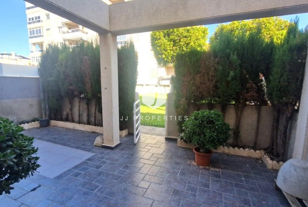 Aus zweiter Hand - Chalet -
Torrevieja - Torreblanca