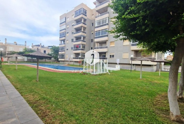 Aus zweiter Hand - Chalet -
Torrevieja - Torreblanca