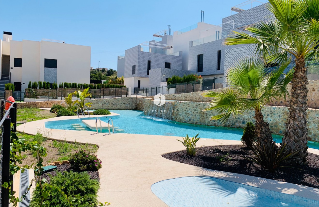 Aus zweiter Hand - Wohnung -
San Miguel de Salinas - Inland