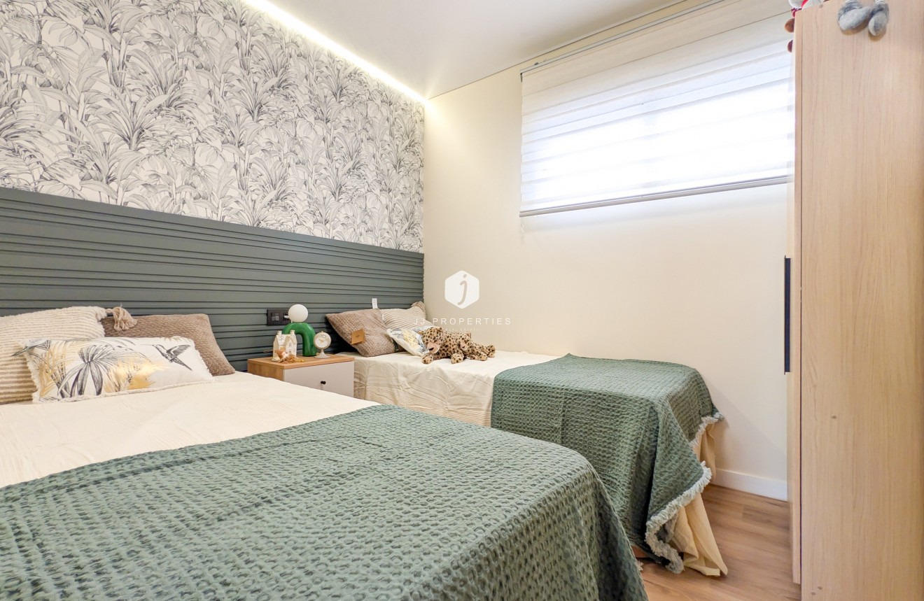 Resale - Apartment / flat -
Torrevieja - Costa Blanca