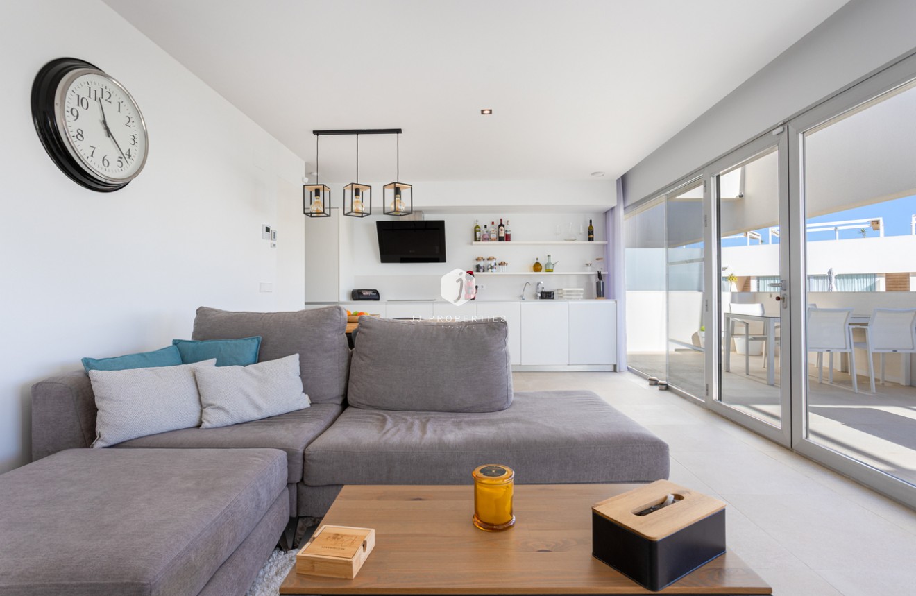 Aus zweiter Hand - Penthouse -
Torrevieja - Los Balcones