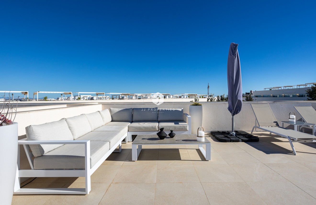 Aus zweiter Hand - Penthouse -
Torrevieja - Los Balcones