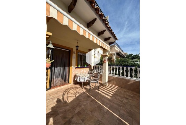 Z drugiej ręki - Dupleks -
Orihuela Costa - Punta Prima