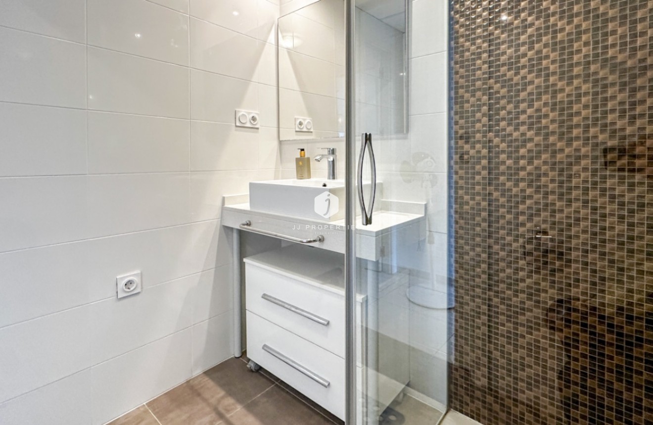 Aus zweiter Hand - Wohnung -
Torrevieja - Costa Blanca