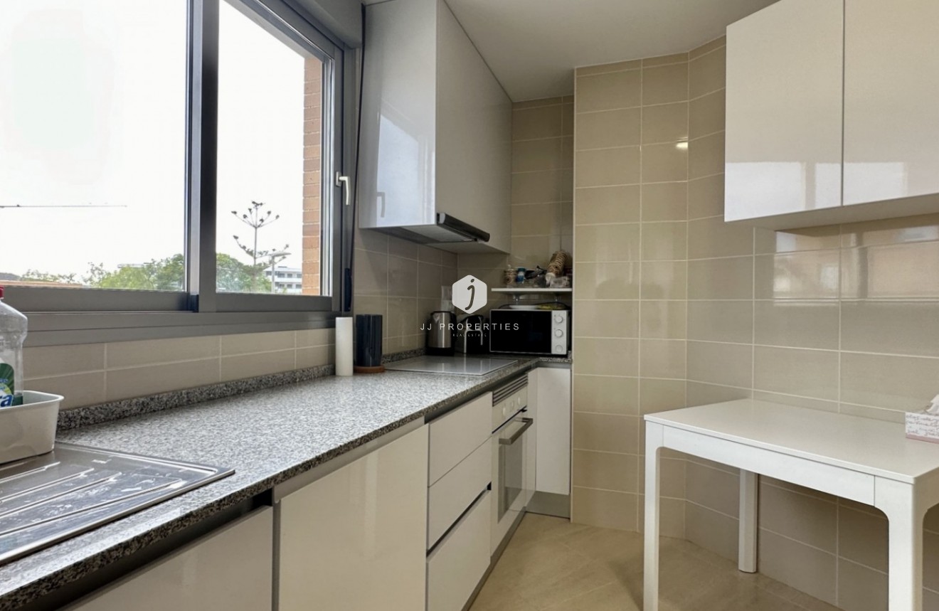 Aus zweiter Hand - Wohnung -
San Miguel de Salinas - Inland