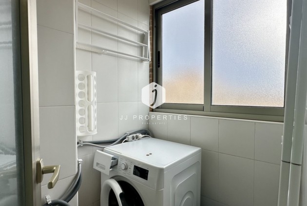 Aus zweiter Hand - Wohnung -
San Miguel de Salinas - Inland