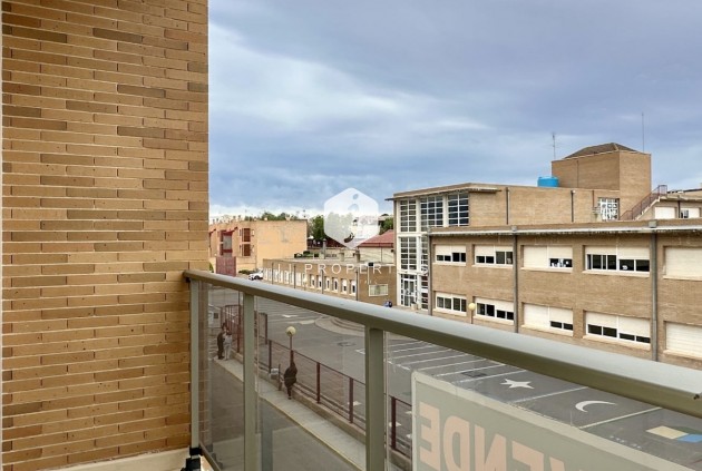 Aus zweiter Hand - Wohnung -
San Miguel de Salinas - Inland