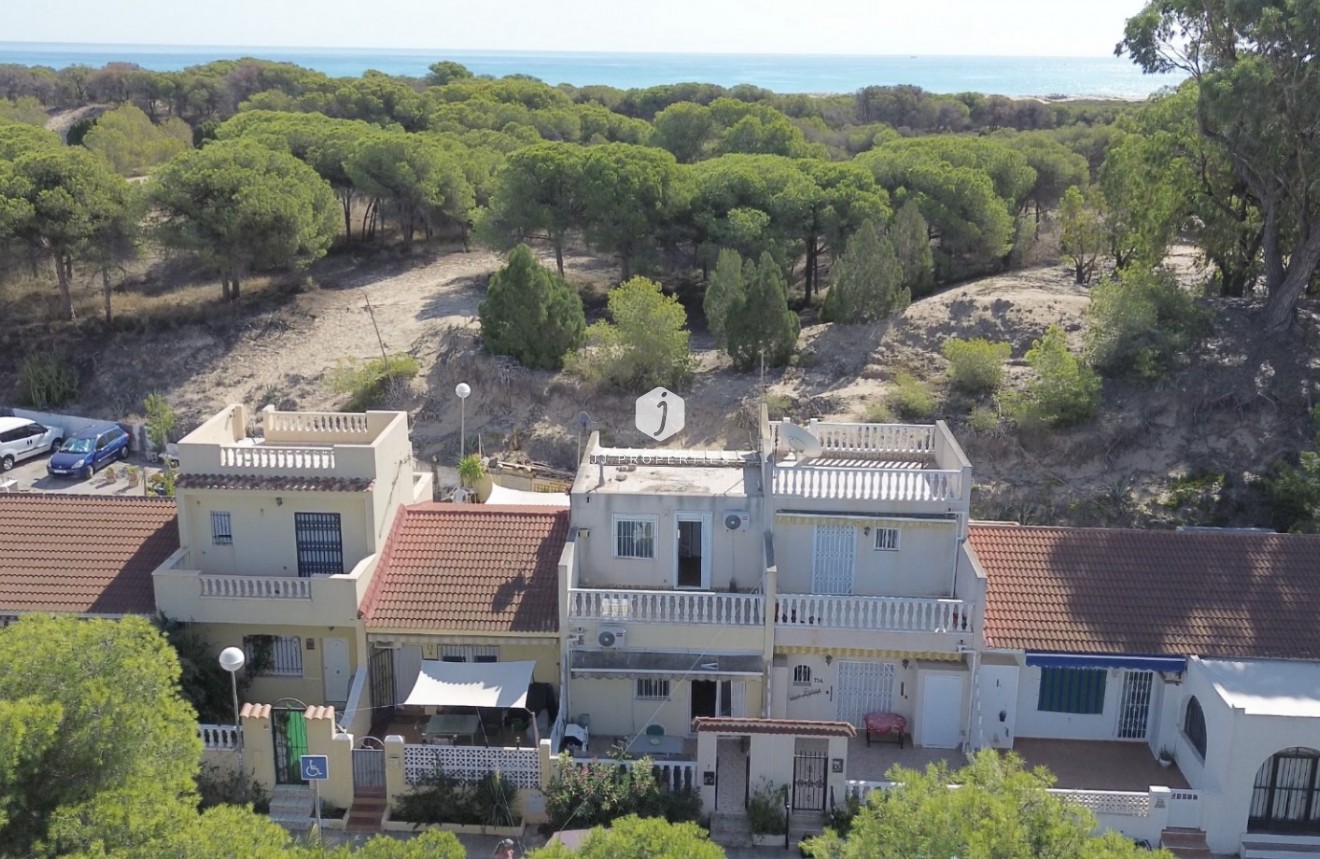 Resale - Chalet -
Guardamar del Segura - Costa Blanca