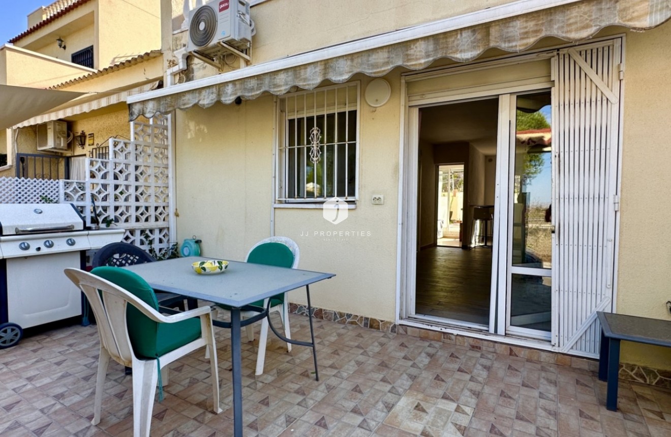 Resale - Chalet -
Guardamar del Segura - Costa Blanca