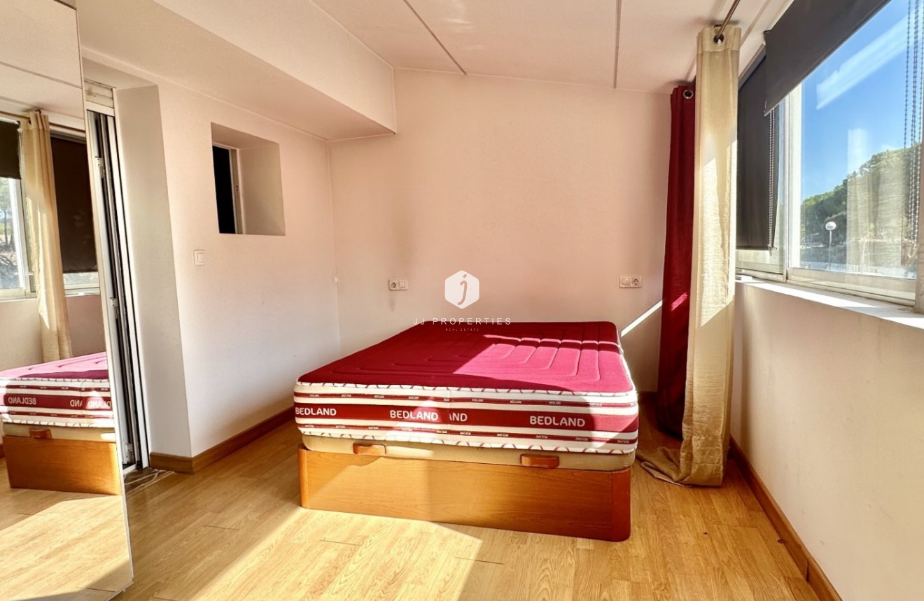 Resale - Chalet -
Guardamar del Segura - Costa Blanca