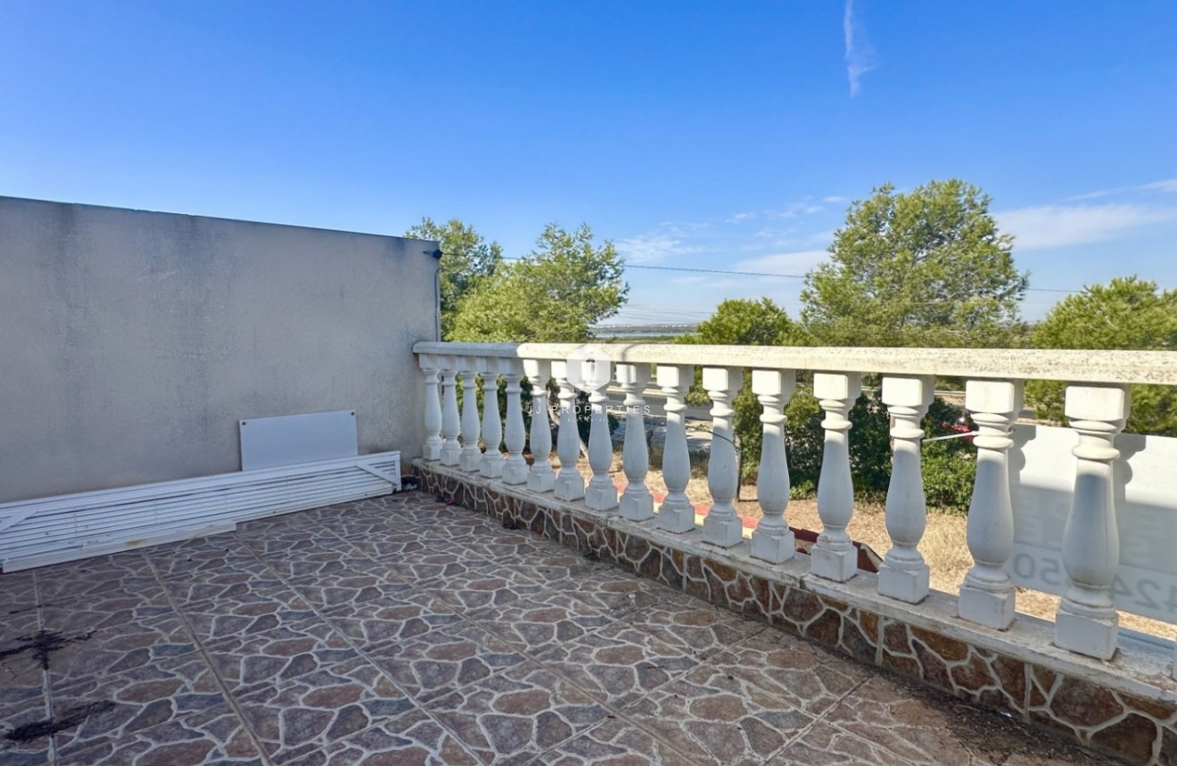 Resale - Chalet -
Guardamar del Segura - Costa Blanca