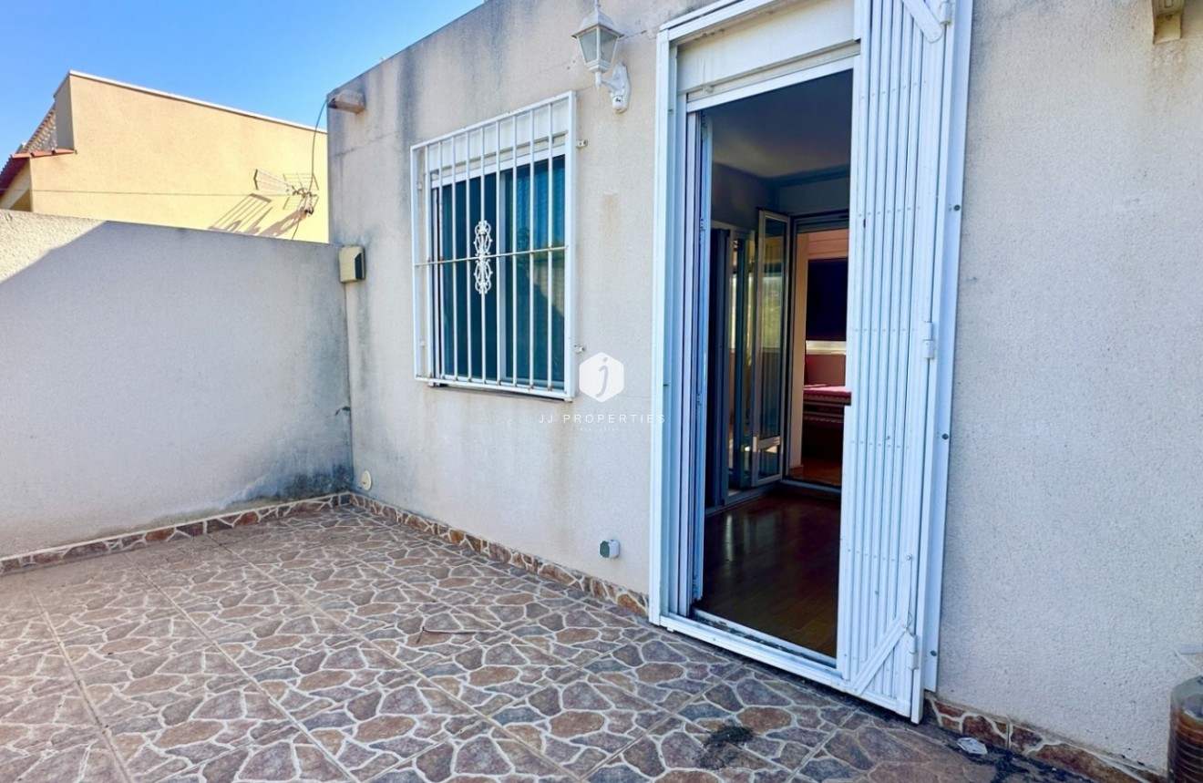 Resale - Chalet -
Guardamar del Segura - Costa Blanca