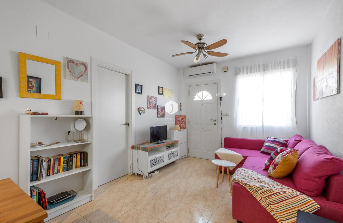 Aus zweiter Hand - Bungalow -
Orihuela Costa