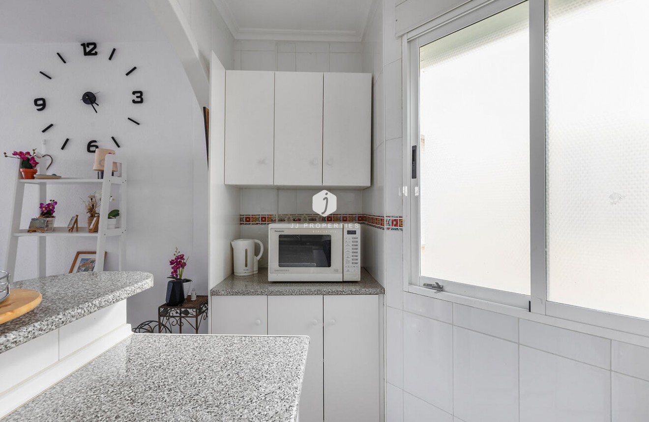 Aus zweiter Hand - Bungalow -
Orihuela Costa