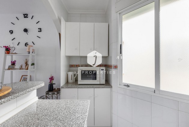 Aus zweiter Hand - Bungalow -
Orihuela Costa