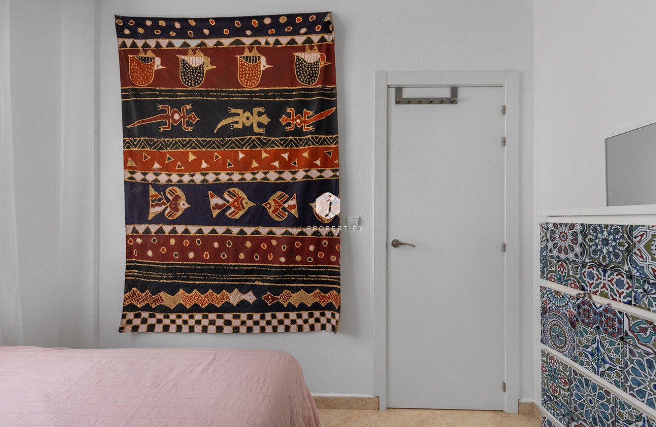 Aus zweiter Hand - Bungalow -
Orihuela Costa