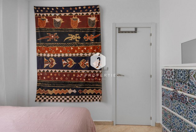 Aus zweiter Hand - Bungalow -
Orihuela Costa