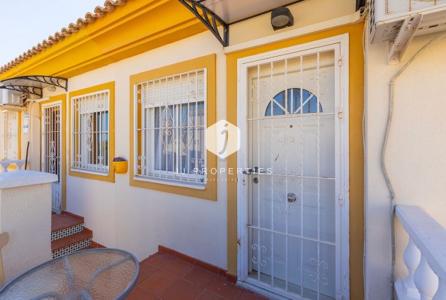 Aus zweiter Hand - Bungalow -
Orihuela Costa