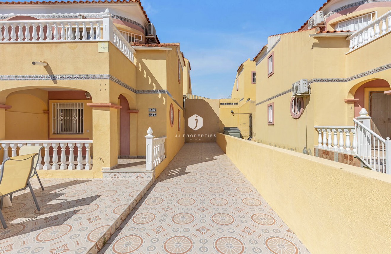 Aus zweiter Hand - Stadthaus -
Orihuela Costa - Costa Blanca