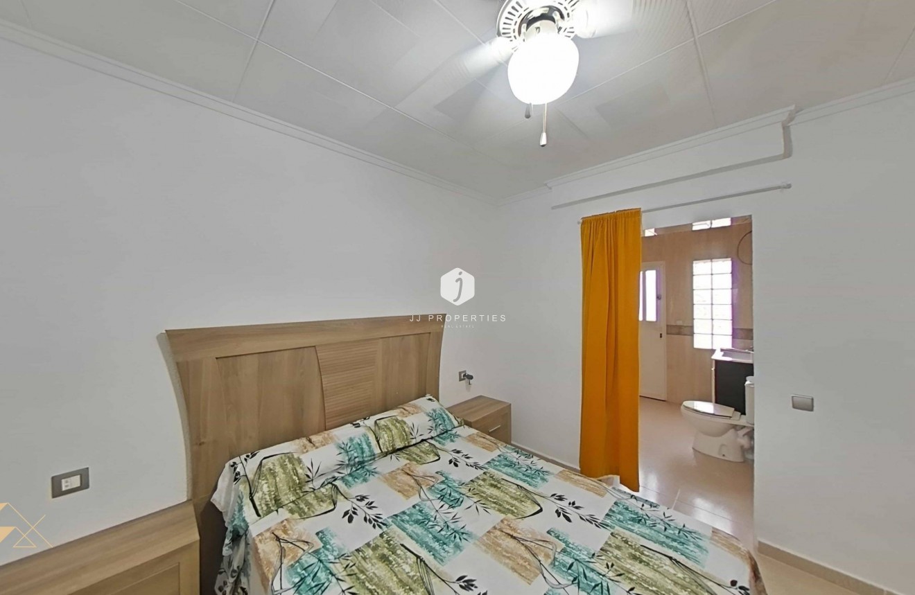 Tweedehands - Villa -
Torrevieja - San luis