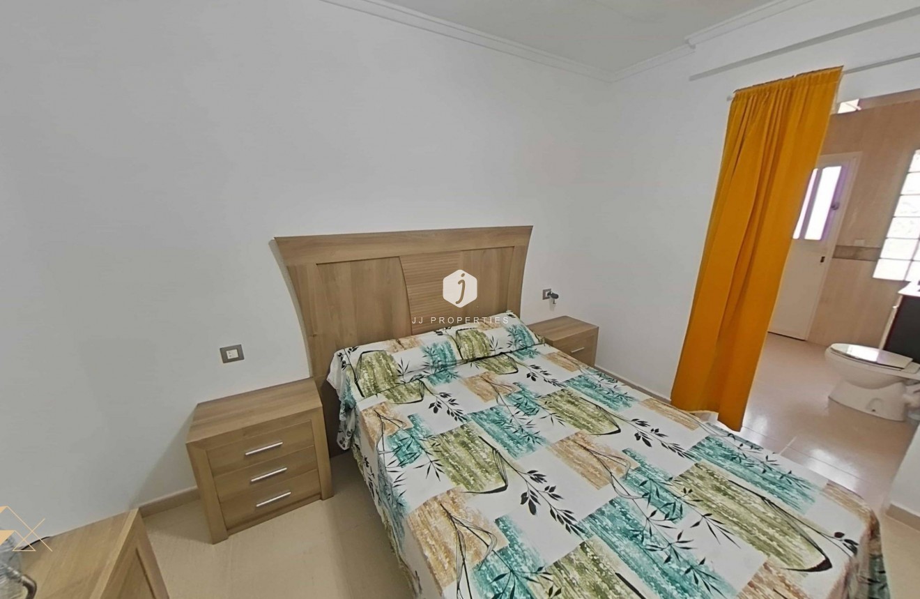 Tweedehands - Villa -
Torrevieja - San luis