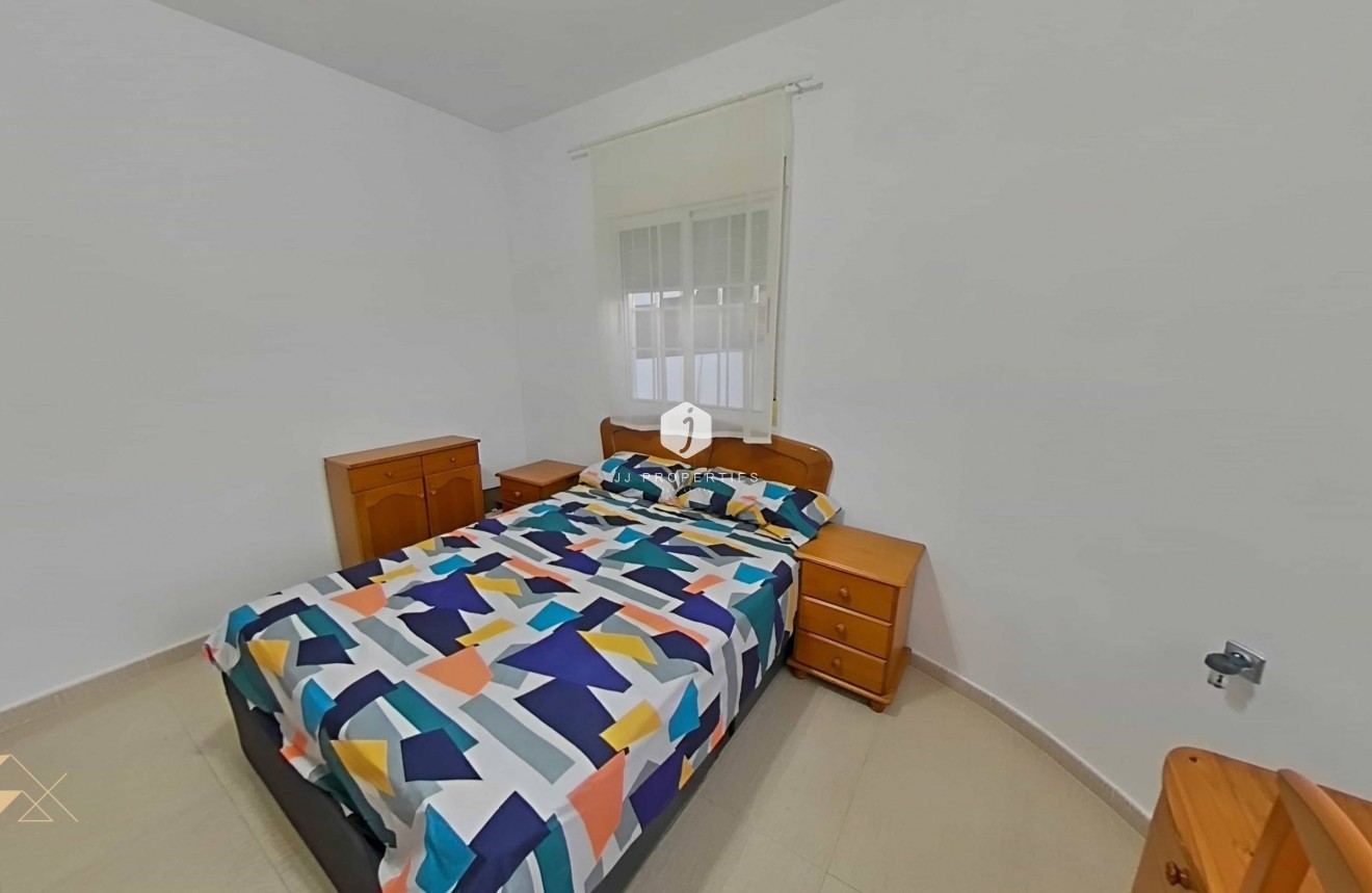 Tweedehands - Villa -
Torrevieja - San luis