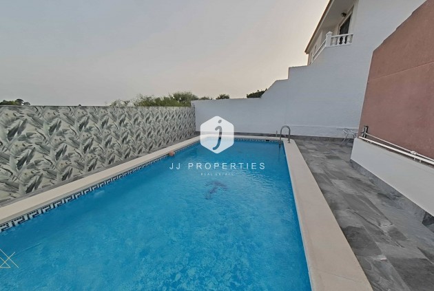 Tweedehands - Villa -
Torrevieja - San luis