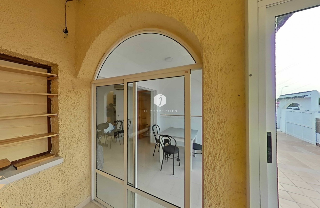 Tweedehands - Villa -
Torrevieja - San luis