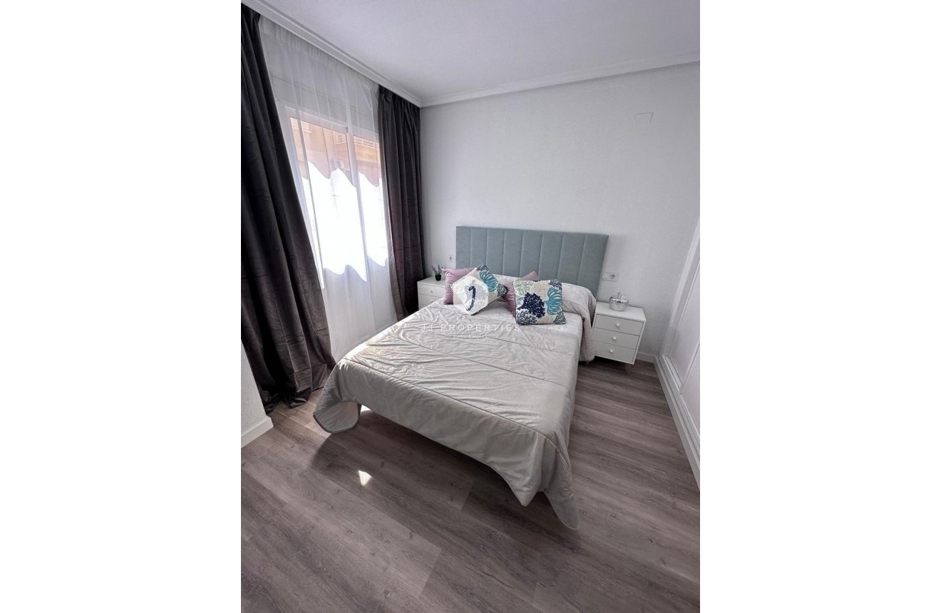 Aus zweiter Hand - Wohnung -
Torrevieja - Centro - Muelle Pesquero