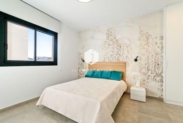 Resale - Apartment / flat -
Torrevieja - Playa del Cura