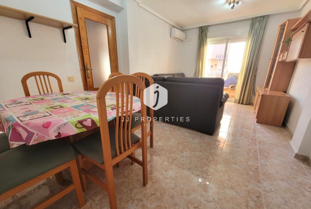 Aus zweiter Hand - Penthouse -
Torrevieja - Playa de los Locos