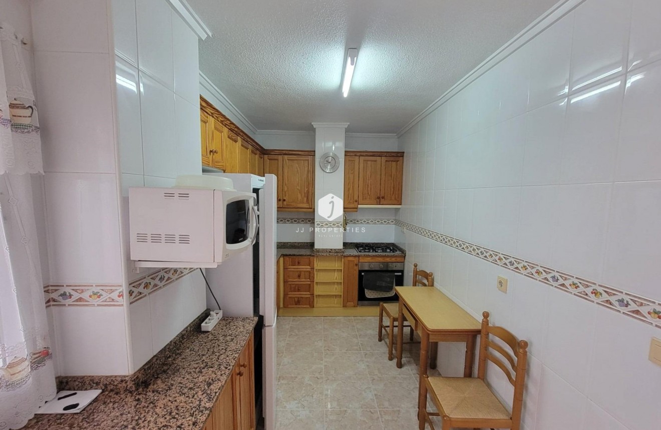 Aus zweiter Hand - Penthouse -
Torrevieja - Playa de los Locos