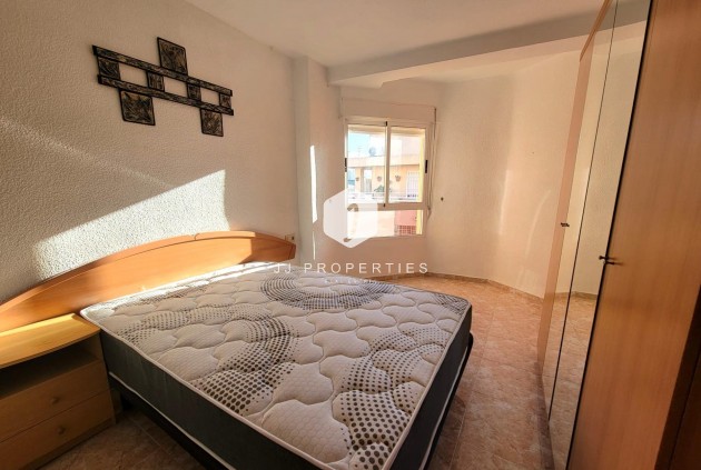 Aus zweiter Hand - Penthouse -
Torrevieja - Playa de los Locos