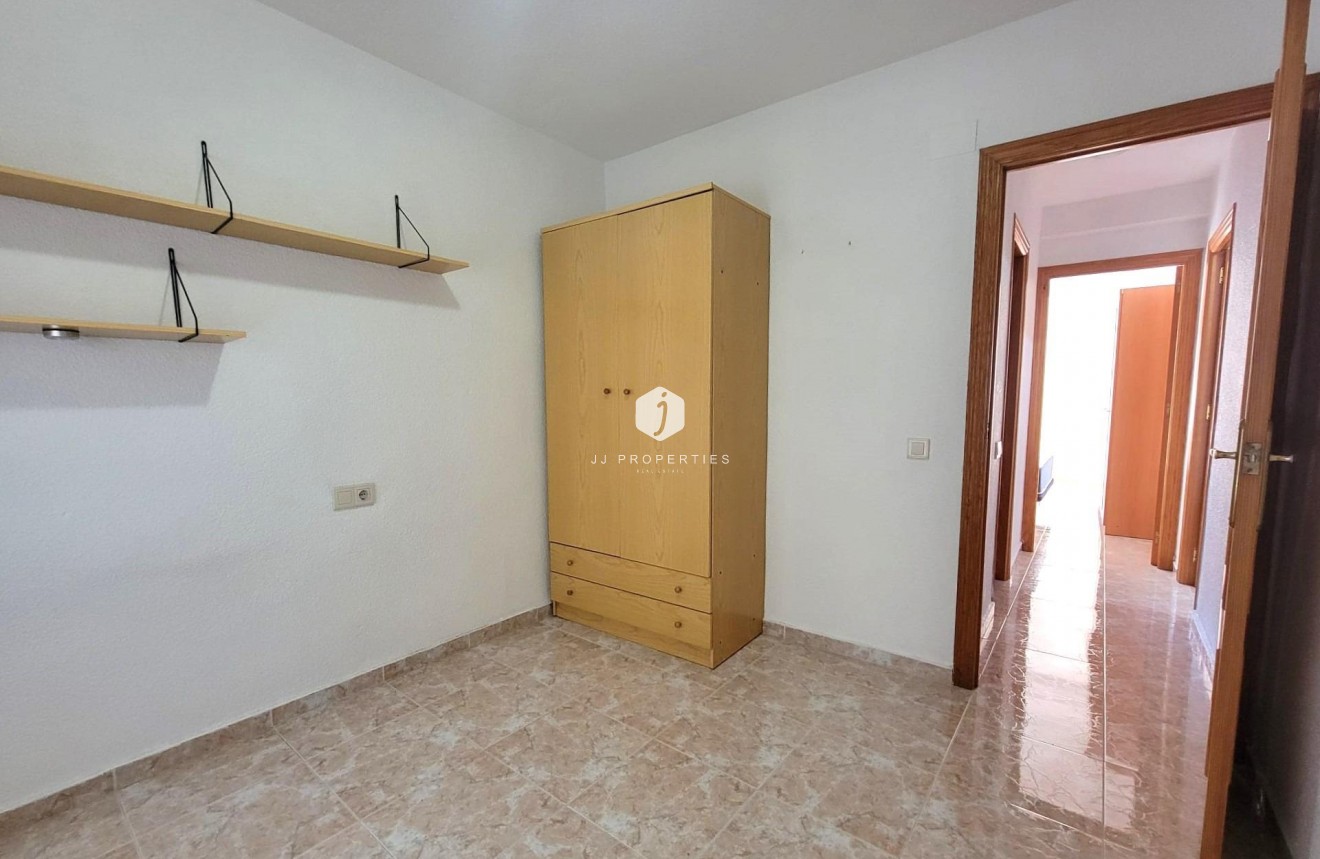 Aus zweiter Hand - Penthouse -
Torrevieja - Playa de los Locos