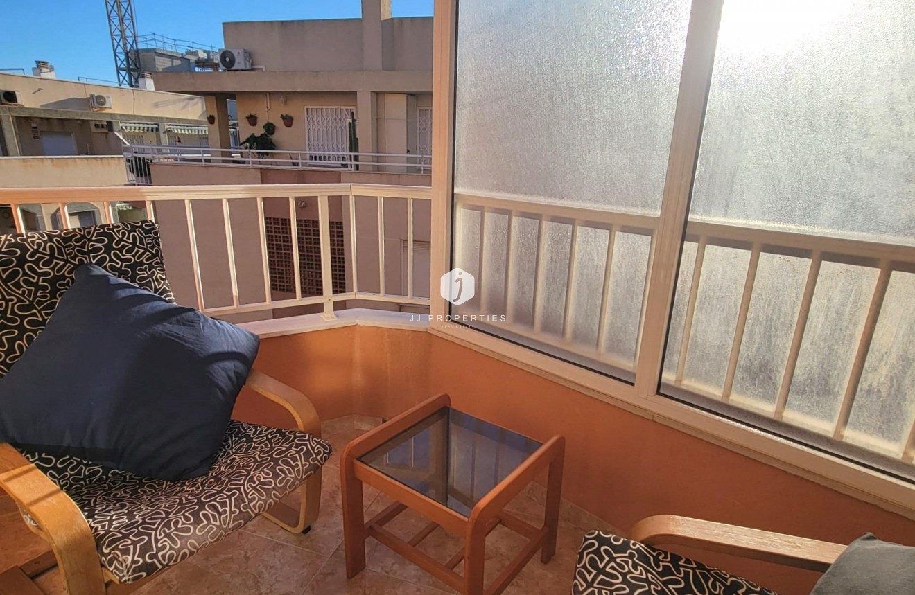 Aus zweiter Hand - Penthouse -
Torrevieja - Playa de los Locos