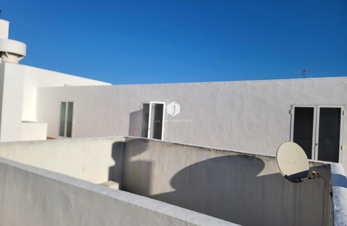 Aus zweiter Hand - Penthouse -
Torrevieja - Playa de los Locos