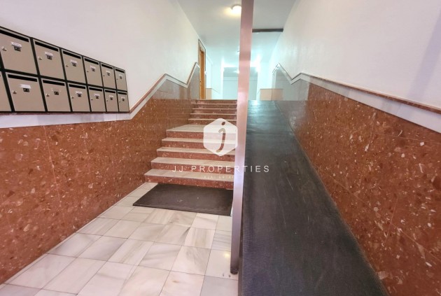 Aus zweiter Hand - Penthouse -
Torrevieja - Playa de los Locos