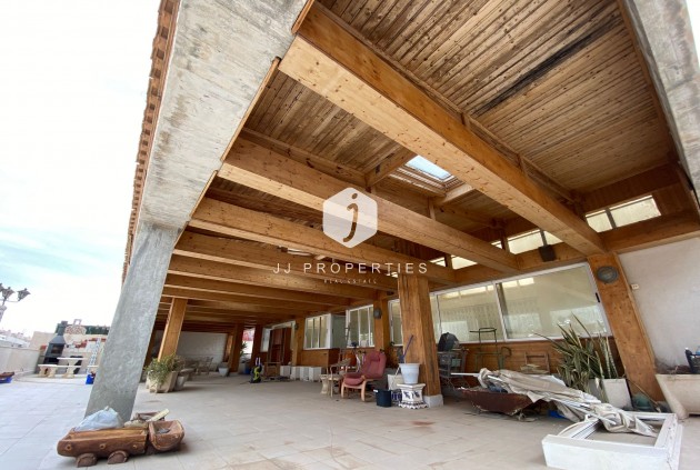 Aus zweiter Hand - Penthouse -
Torrevieja - Costa Blanca