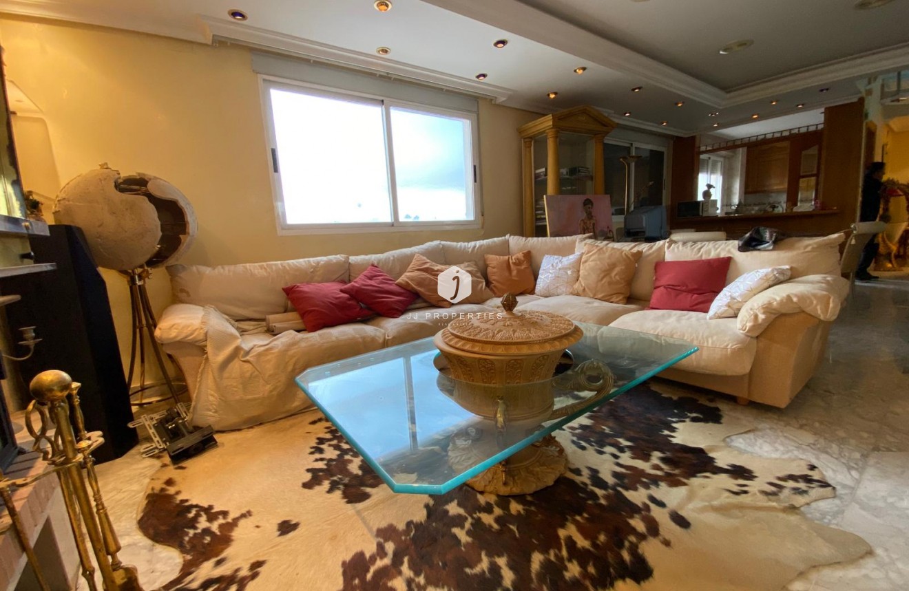 Aus zweiter Hand - Penthouse -
Torrevieja - Costa Blanca