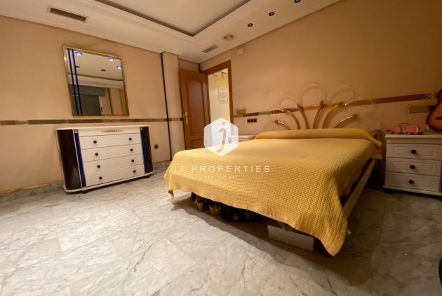 Aus zweiter Hand - Penthouse -
Torrevieja - Costa Blanca