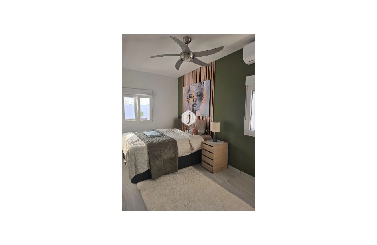 Aus zweiter Hand - Villa -
Rojales - Inland