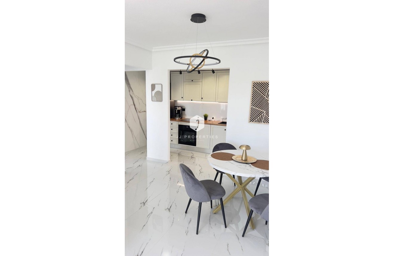 Aus zweiter Hand - Penthouse -
Orihuela Costa - La Zenia