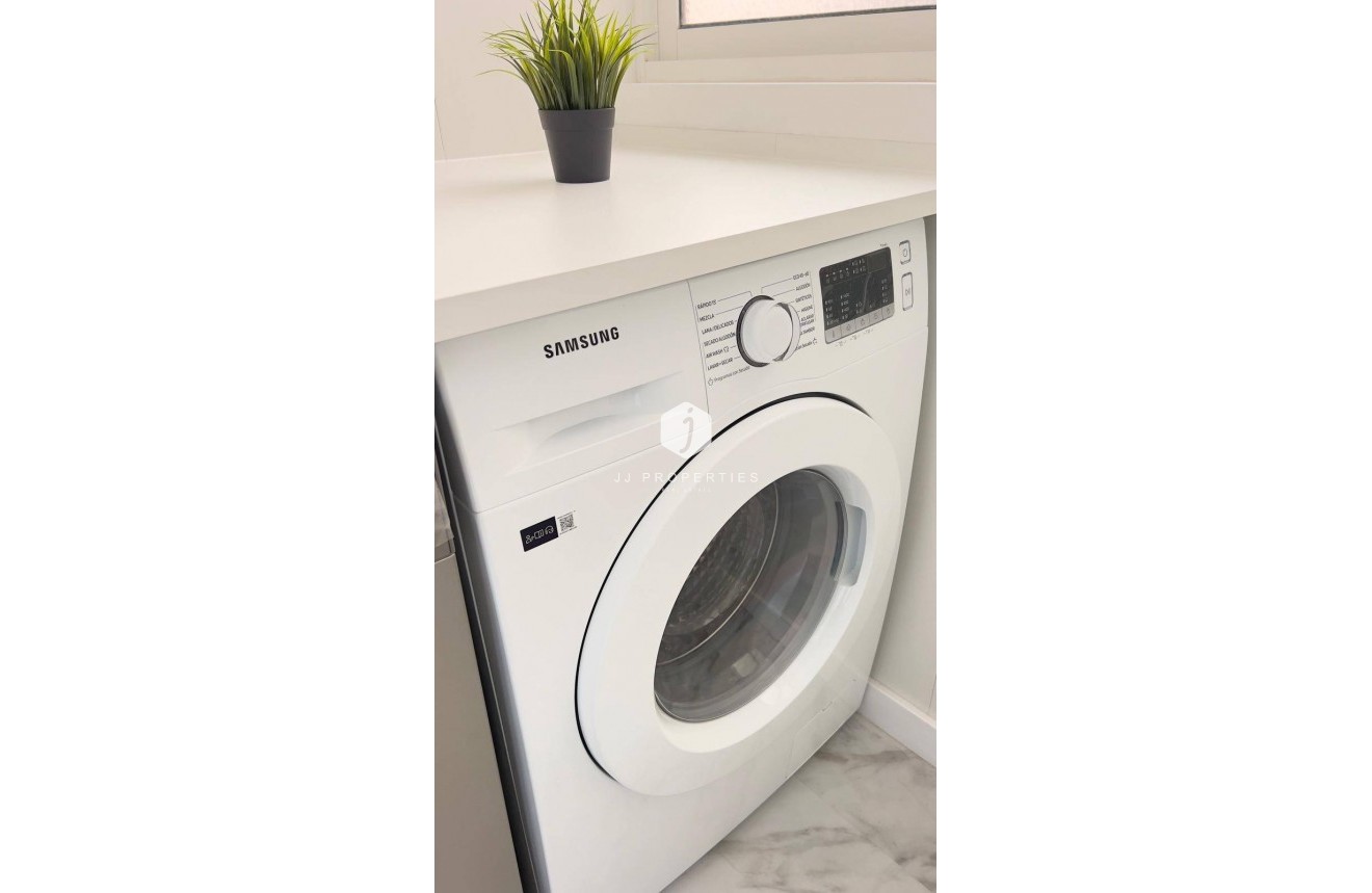 Aus zweiter Hand - Penthouse -
Orihuela Costa - La Zenia