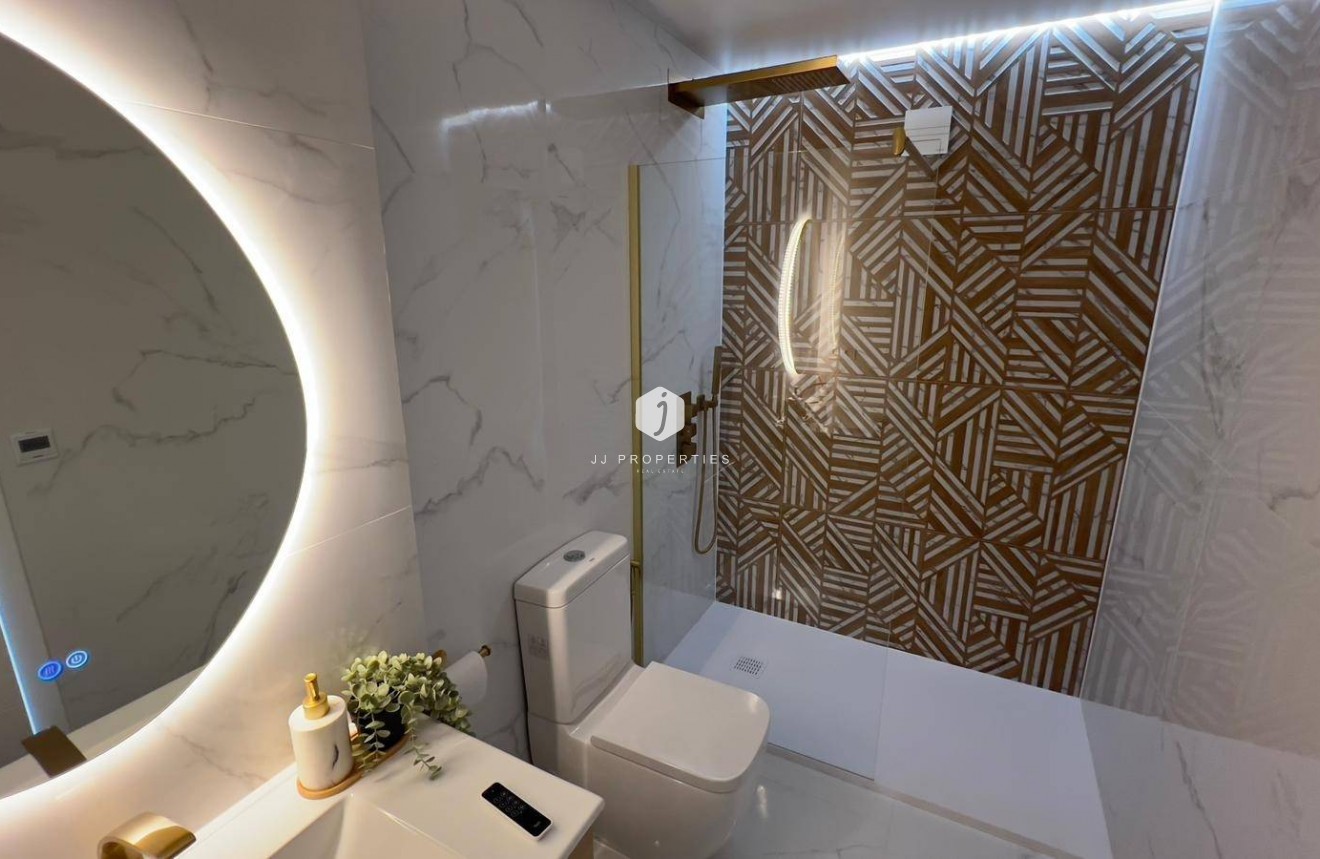 Aus zweiter Hand - Penthouse -
Orihuela Costa - La Zenia