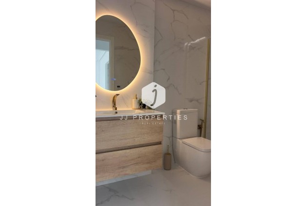 Aus zweiter Hand - Penthouse -
Orihuela Costa - La Zenia