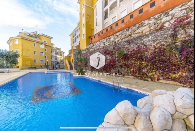 Aus zweiter Hand - Wohnung -
Campoamor - Costa Blanca