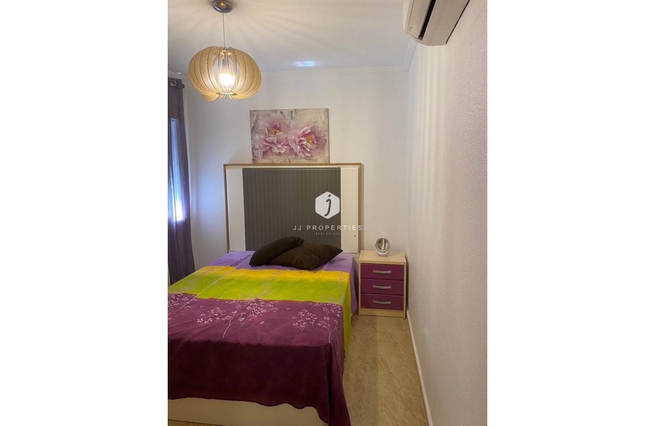 Aus zweiter Hand - Wohnung -
Campoamor - Costa Blanca