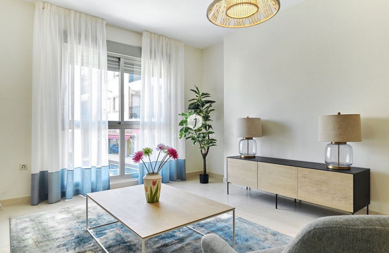 Nowy budynek - Mieszkanie w bloku -
San Miguel de Salinas