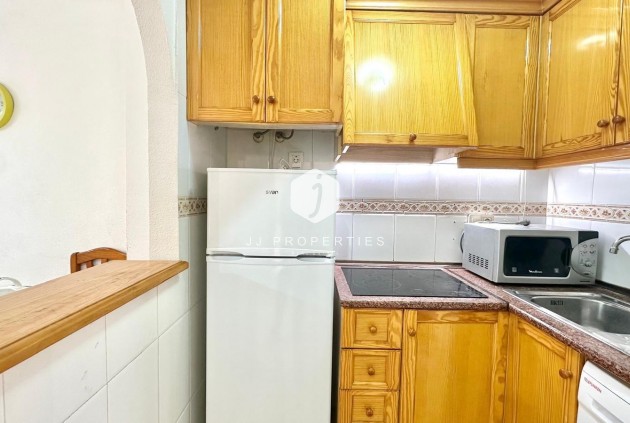 Resale - Apartment / flat -
Torrevieja - Centro